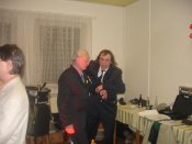 Pepa poeta usoudil, že muzikantům je potřeba pomoct...
